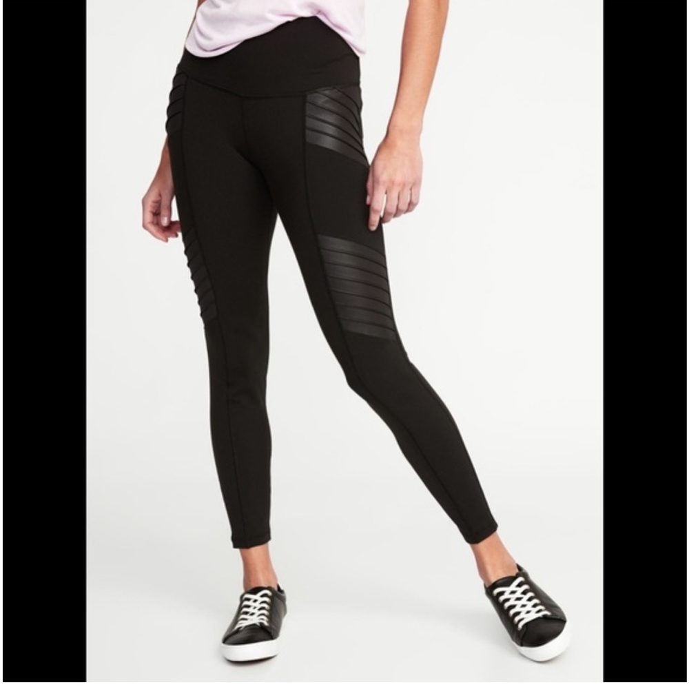 Old Navy High Rise Moto 7/8 Length Street Legging